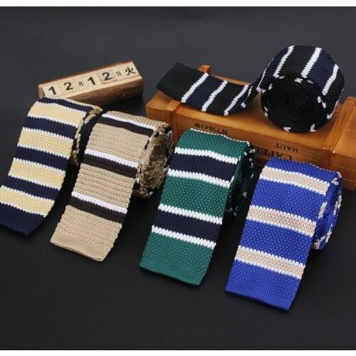 Brand New Mens Vintage Striped Knit Neck Ties For Man Party Fashion Stripe Retro Knitting Tie Navy Wedding Slim Necktie Cravata