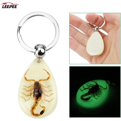 Scorpion Amber Pendant Creative Scorpion Keychain Auto Pendant Key Holder Handbag Wallet Pendant Car-styling