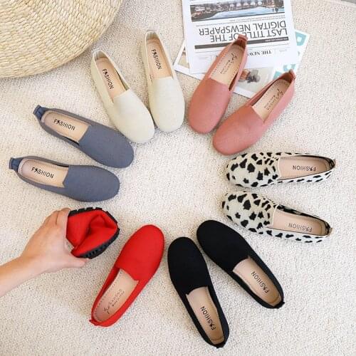 Flying woven shoes womens spring/summer 2021 new flat-bottomed pedal shallow leopard-print solid-color woven grandma shoes