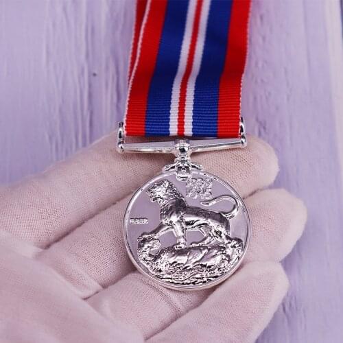 Original British - WW2 1939-1945 War Full Size Medal