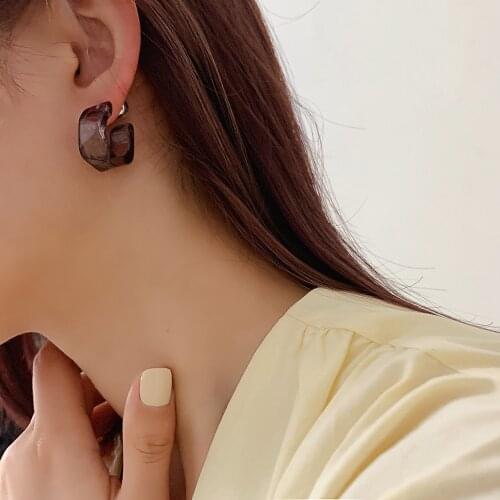 Vintage Fashion Acrylic Transparent Circle Earrings for Women Exaggeration Statement Letter C Stud Earrings Fashion Jewelry