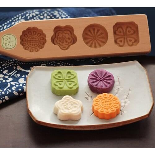 Handmade Beech Wooden Baking Mold for Moon Cakes Pumpkin Pie Bakeware Maker Baking Accessories Cake Decorating Tools 4 Flowers