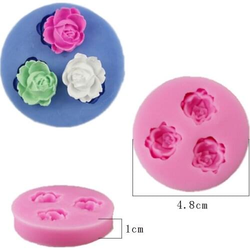 3 rose shaped silicone flip cake mold 15-184