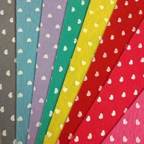 3pcs Felt Fabric Love Heart Printed Felt for choose Polyester DIY non-woven 28CM X 28CM home decoration DIY Sewing Home Decor