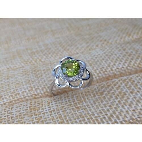 Attractive classic green Peridot gemstone Ring 925 sterling silver ring round natural gem ring birthday Christmas gift
