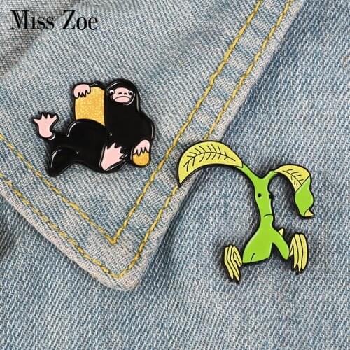 Niffler Pickett Enamel Pin Fantastic Beasts Bowtruckle badge brooch Lapel pin Denim Shirt Collar Cartoon Jewelry Gift for Fans