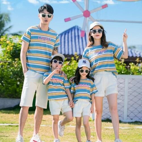 Summer New Sets Family Matching Outfits Dad Son Mom Girls Stripe T-Shirt+White Shorts 2PCS Boys Vacation Sport Suits Clothes