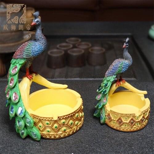 Head Arts Crafts Creative personality peacock ashtray environmental protection non stick ash gifts living room office bar