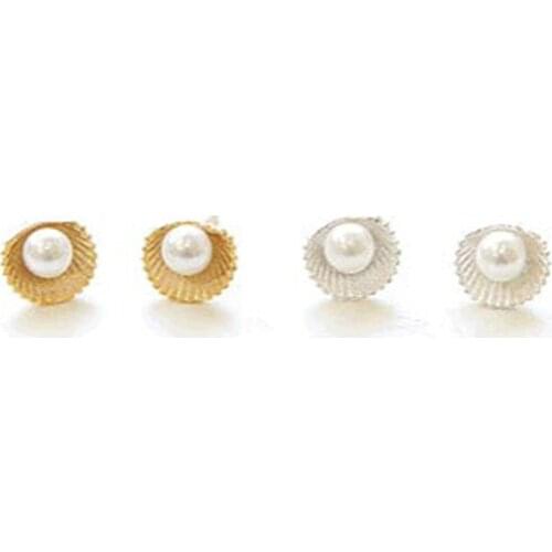 Shell Shaped Big Simulated Pearl Ball Inside Golden Silver Plated piercing Stud Earrings Fashion Jewelry for Women