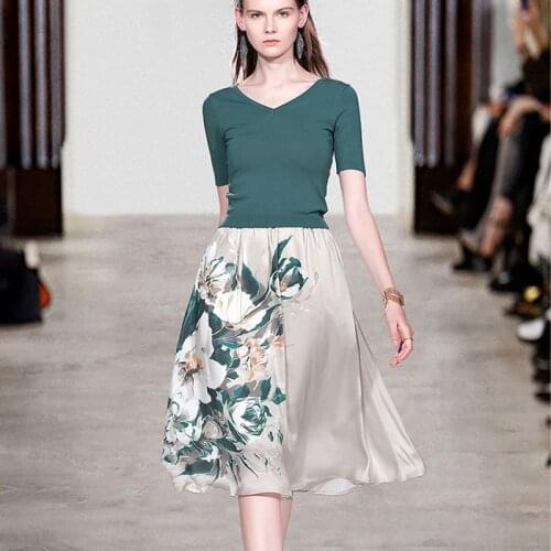 2020 Summer New Women elegant knit sweater green slim pullovers Top + A-line floral print skirts suit female two piece set