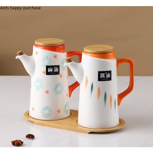 Ceramic Oil Can with Wooden Pallet Leakproof Large Soy Sauce Bottle Vinegar Pot Lecythus 2-piece Set Oil Tank Kitchen Supplies