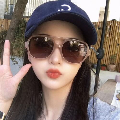 ONEVAN Vintage Sunglasses Women Classic Square Sunglass Men Outdoor Sun Glasses Shades for Women Wholesale Lentes De Sol Mujer