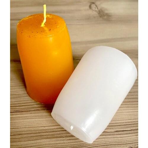 2 Baton 9cm White and Yellow Chocolate Scented Cylinder Candle
