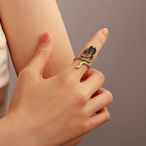 Simple Fashion Exaggerated Open Snake Metal Ring Retro Design Winding Index Finger Ring for Women 2021 Party Jewelry