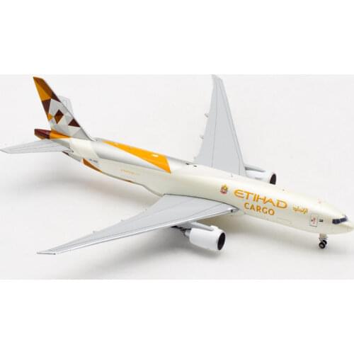 16CM 1:400 Scale B777-200 A6-DDD Model Air Etihad Cargo Airlines W Plastic Base Alloy Aircraft Plane Collectible Display