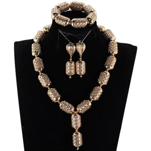 Romantic Dubai Gold Copper Necklace Earrings Bracelet Set African Women Party Jewelry Set Brides Gift Jewelry WE214