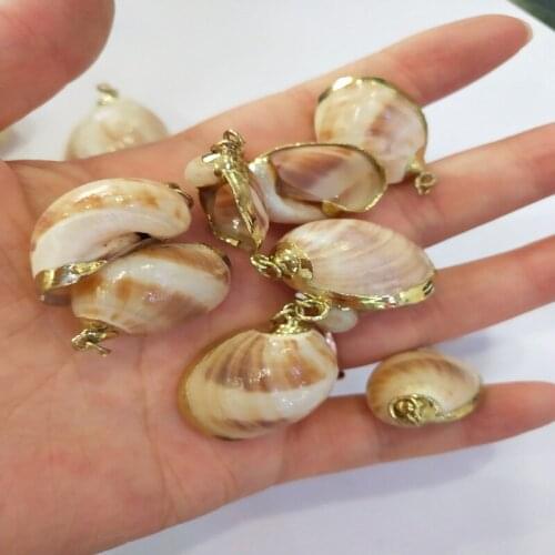 2020 Bohemian Conch Shell Necklace Sea Beach Shell Chain Pendants Necklace Accessories For DIY Women Shell Summer Jewelry