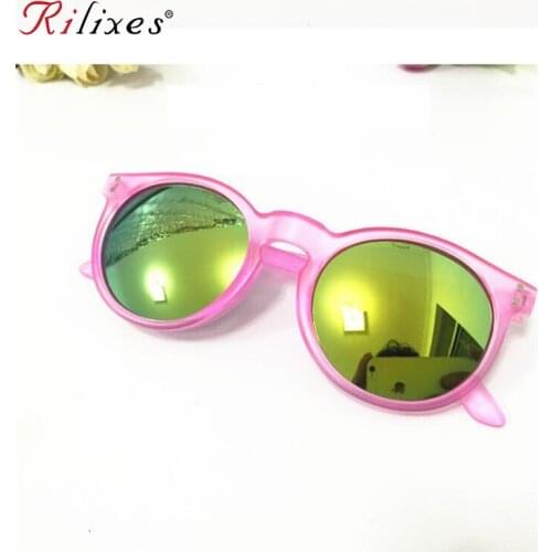 RILIXES New Fashi Kids Sunglasses Children Boys Girls Sun Glasses Child Plastic Frame Rivet Colorful Goggles SHADES Eyewear
