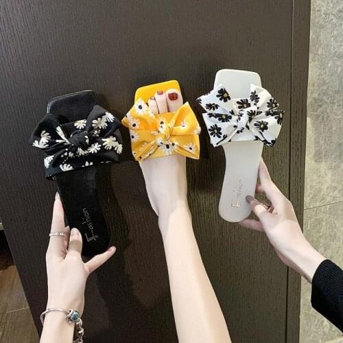 Women Sandals Summer New Ins Fashion Shoes Woven Bow Outdoor Slippers Square Toe Flat Heel Trend Women Shoes designer slides