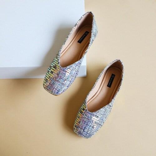 Mouth bean shoes womens spring/summer 2021 new soft-soled, one-pedal, bright-colored spliced flat-bottom French grandma shoes