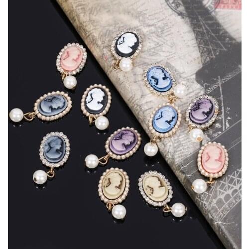 2017New 50Pcs Resin Girl Head Oval Rhinestone Button/Pearl Pendant for Wedding Embellishment and DIY Hair Accessoriess BD30