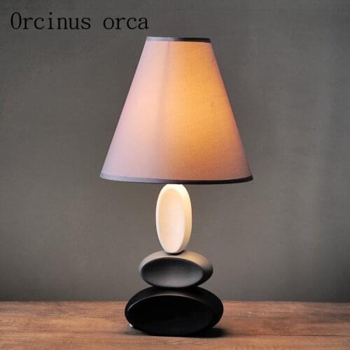 Nordic desk bedroom bed creative American ceramic simple modern warm study decorative table lamp