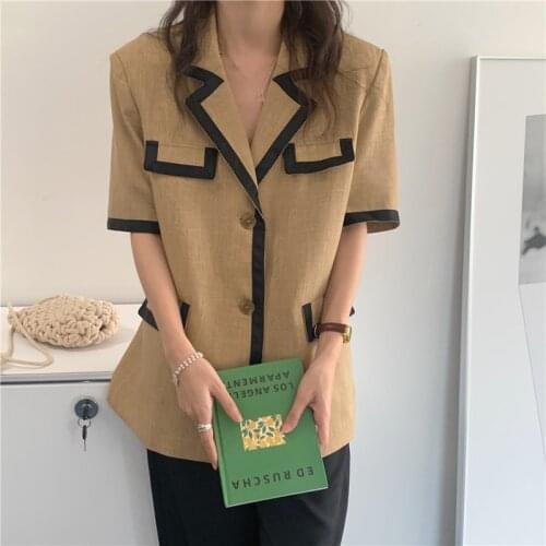 Vintage French Loose Khaki Casual V-Neck Single-Breasted Short-Sleeved Blazer Hot 2021 Fashion Korean Gentle Solid Color Blazer