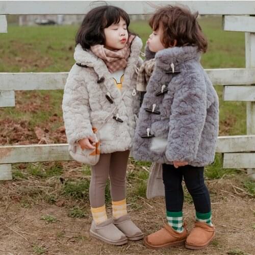 Girls Down Jackets Baby Outdoor Warm Thick rabbit faux fur coats Horn buckle Childrens Winter Jackets Kids Fur Collar Outerwear