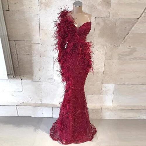 One Shoulder Burgundy Mermaid Prom Dresses Lace Beads 3D Floral Appliqued sweetheart luxury feather Floor Length Evening Gowns