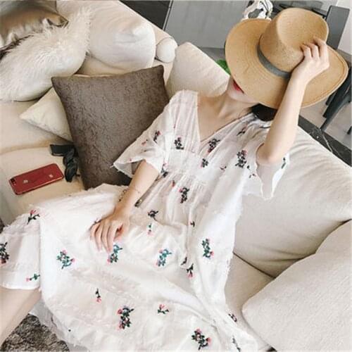 Fashion Large Size Womens Spring Summer Sundress 2020 new Loose Slim Fashion floral embroidery V-neck Dress two-piece suit m408