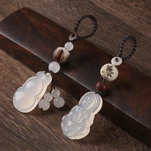 Ethnic Carved Gourd Guan Yin Buddha Round Pendant Keychain Women Pixiu Bodhi Lotus Key Ring Holder Spiritual Meditation Jewelry