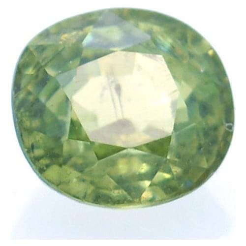 1,08ct Demantoid Oval Cut