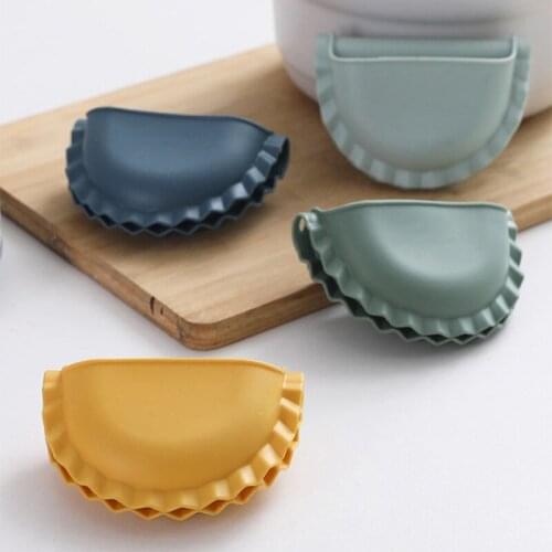 Silicone Heat Resistant Gloves Clips Dish Hold Anti-slip Oven Glove Mitts BBQ Tray Pot Dish Bowl Holder Kitchen Accessories
