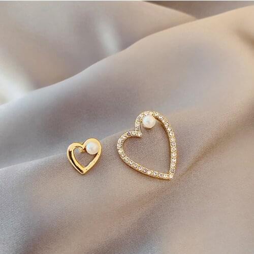 Asymmetric love earrings 2020 new trendy design earrings fashionable and versatile earrings exquisite Trend Tiny Ear Studs