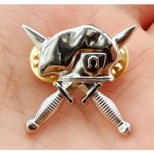 US ARMY SPECIAL FORCES MILITARY PIN HAT METAL BADGE SILVER
