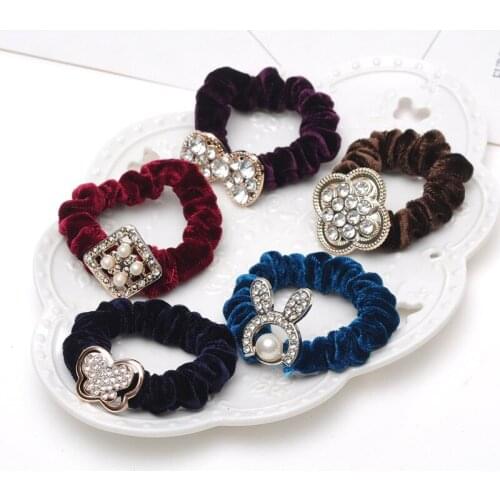 Korean Fashion Cute 4Pcs Hair Accessories Flower Headband Velvet Scrunchies Crystal Pearl Rope Hoop Rubber Hair Bands for Girls