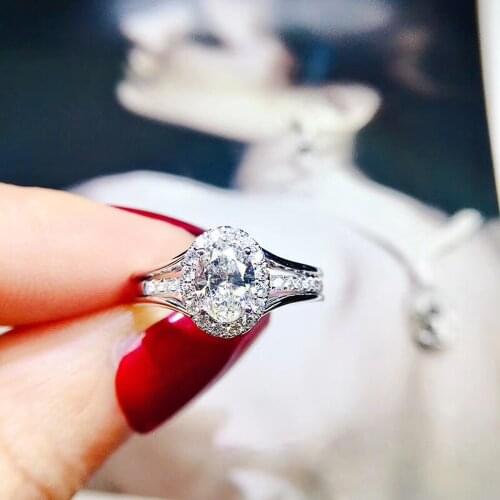 Huitan Luxury Oval Cubic Zirconia Rings For Women Jewelry Full Paved White CZ Elegant Proposal Engagement Ring Statement Jewelry