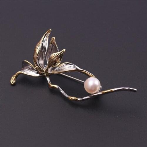 ClassicRetro Freshwater Pearl Flower Brooches Female Tulip Pin Brooch for Women Wedding Dress Badge Accessories Jewelry