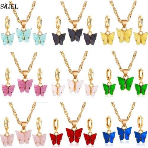 2020 New Bohemian Butterfly Pendants Necklaces For Women Trendy Twist Chain Candy Color Butterfly Exquisite Necklace Wholesale