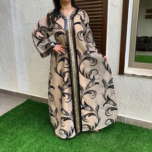 Muslim Dress Dubai Arab Fashion Sequins Embroidered V Neck Abaya Duabi Arabic Turkey Moroccon Kaftan Islamic Clothing India Gown