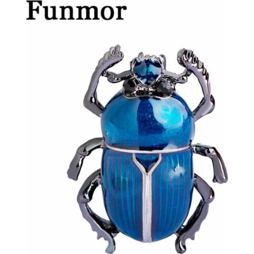 Cute Enamel Esmalte Beetle Insect Brooch Icon With Pin For Women Men Halloween Sweater Cardigan Clips Gifts Broche Bijouterie