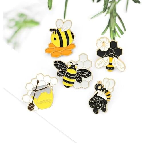 Cartoon Sweet Honey Metal Enamel Brooch Hardworking Bee Badge Creative Cute Lapel Backpack Jewelry Accessories Gift For Friends