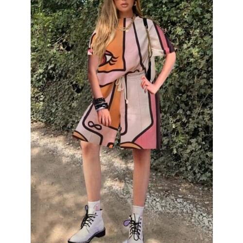 Pink Casual Suit Sets Women Sweatshirt Tee Top + Short Pants 2 Piece Set Vintage Tracksuit 2021 Summer Fashion Print Streetwear