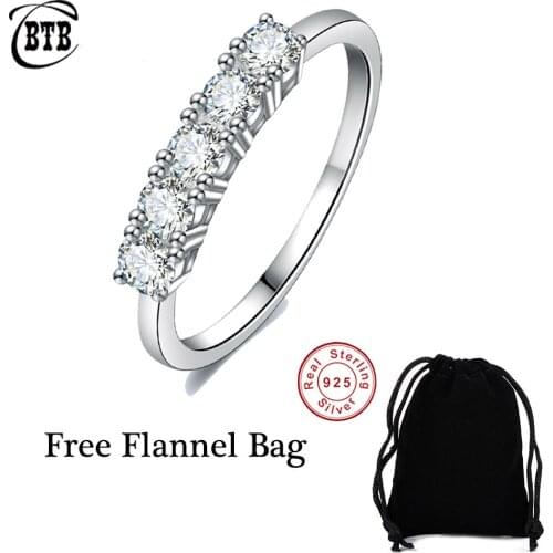 Fashion 100% 925 Sterling Silver Bright Starlight Women Charm Moissanite Ring Luxury Engagement Jewelry Anniversary Rings