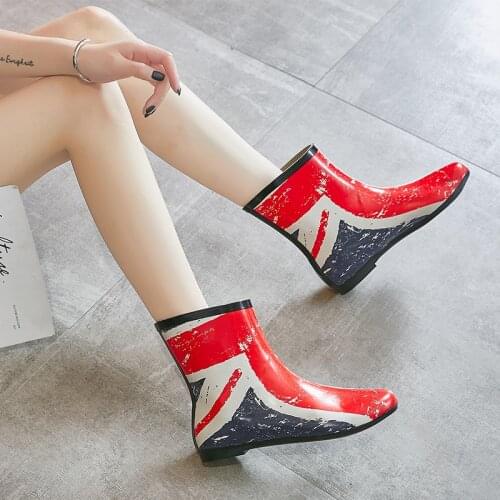 Rubber Rain Boots For Women Waterproof Warm Plush Fur Fashion Shoes Ladies Short Ankle Rainboots 2020 Non-slip Fur Leather Boots