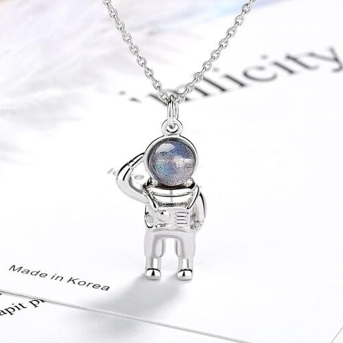 925 Sterling Silver Personality Astronaut Shaped Pendant Necklace Gradient Moonstone Necklace Jewelry For Women Wholesale S-N484