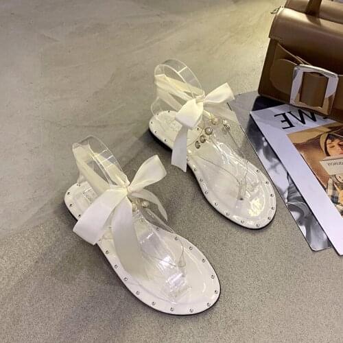 2021 Summer New Sandals Womens Flat Shoes Trendy Flip-Flops Pearl Transparent Net Red Beach Roman Shoes
