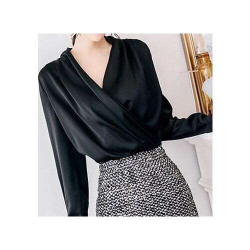 Satin long-sleeved shirt cross v-neck blouse women spring 2021 new design sense fashion Korean shirt ladies tops