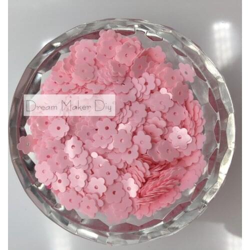 3000Pcs/6000pcs per Lot 6mm Light Pink Paillette Flowers Center Holes PVC DIY Sewing Sequins loose Sequins for Garment