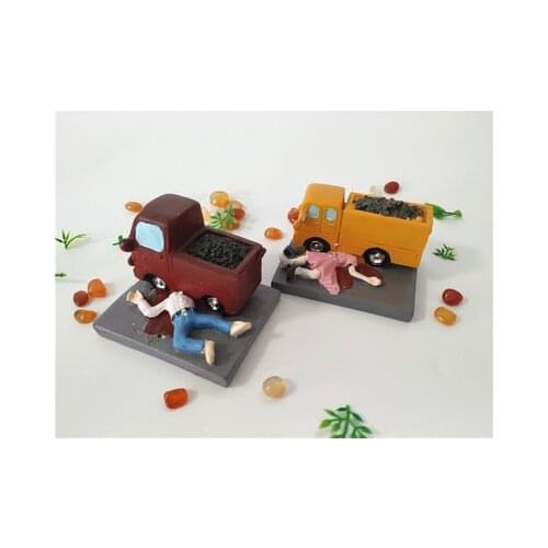 Medical psychology teaching aid Play therapy starter kit Car accident scene miniatures kit use for sand tray therapy supplies